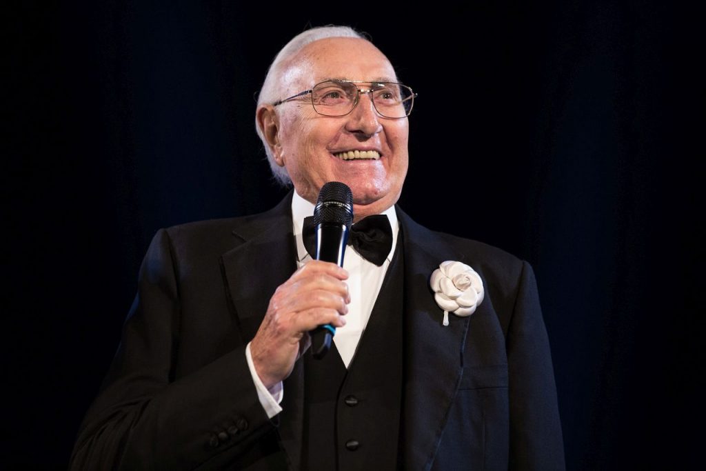 Addio a Pippo Baudo: aperta la camera ardente a Roma, mercoledì i funerali nella sua Sicilia