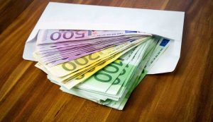 Aiuto economico - fonte_Canva - sicilianews24.it