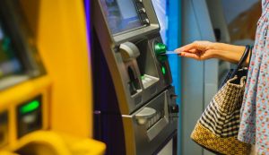 Bancomat - fonte_Canva - sicilianews24.it