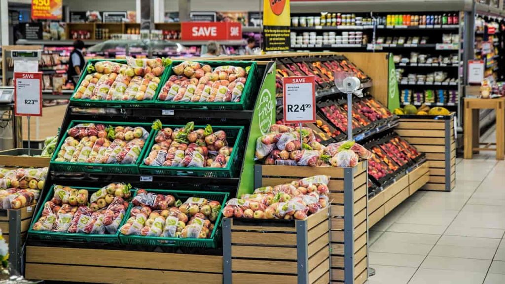 Carrefour addio, il supermercato costretto alla durissima decisione: dipendenti agghiacciati dalla notizia