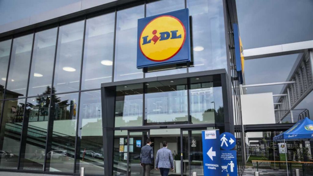 LIDL, la carne la mangiate perché è economica ma non sapete da dove proviene: resterete a bocca aperta quando lo scoprirete