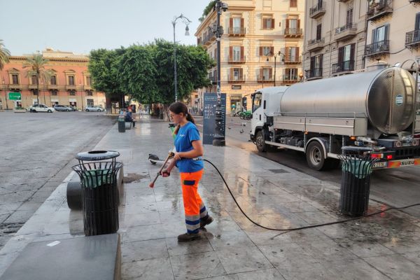 Palermo, da questa notte al via l’installazione di nuovi cestini gettacarte