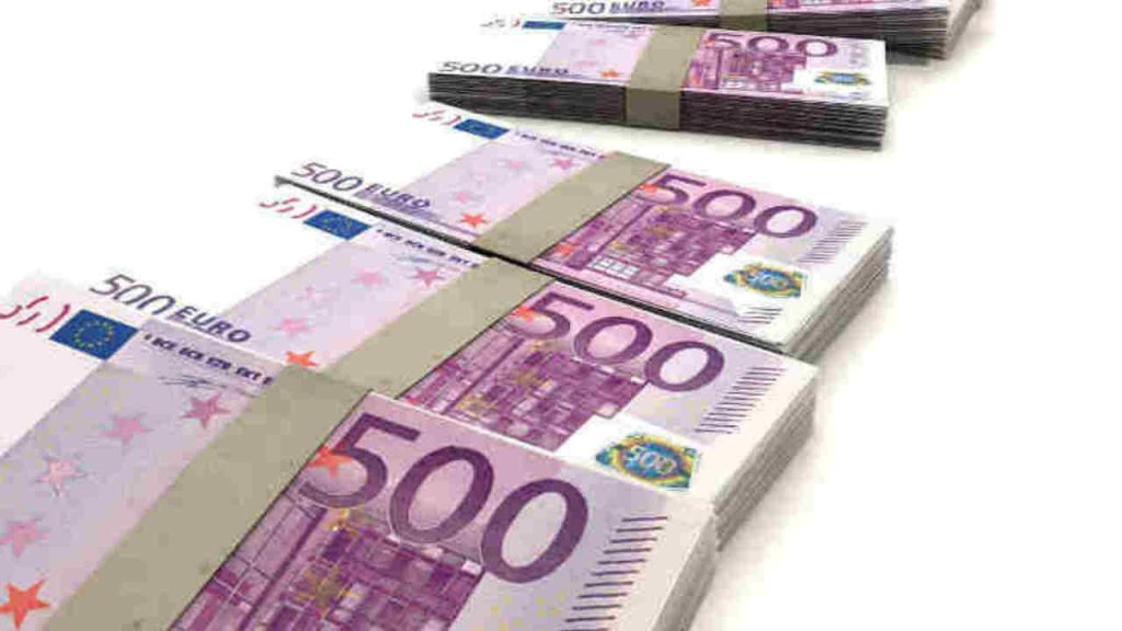 INPS, “Scusateci pensionati, abbiamo sbagliato: vi diamo 60.000 euro per farci perdonare | Ha ammesso l’errore