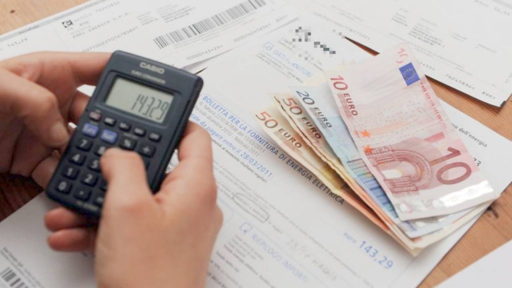 La città italiana in cui si pagano meno bollette si trova in Sicilia: tenete i termosifoni accesi quanto volete, tanto cacciate 4 spiccioletti