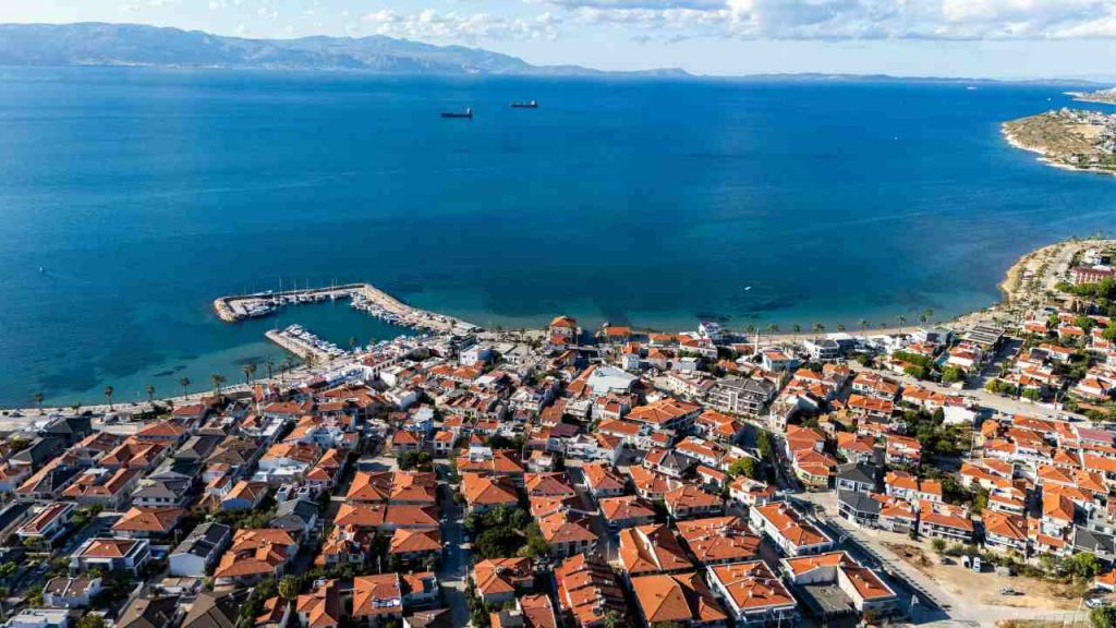 Ufficiale Sicilia, “Non potete vivere vicino al mare”: passato il ‘decreto’ | Trasferitevi tutti nell’entroterra