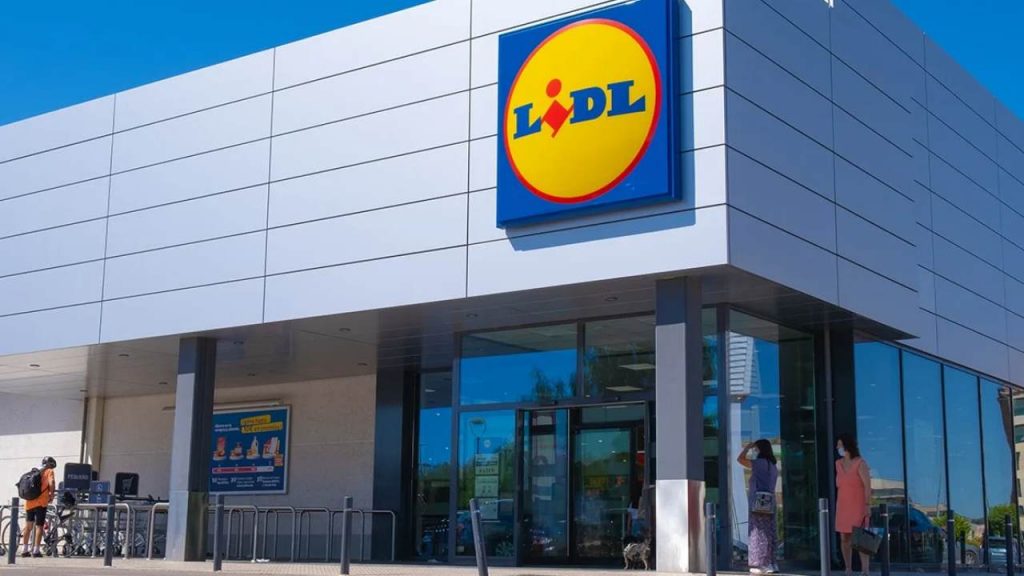 Ma quale Bonus Casa, andate da LIDL e con 100 rifate tutta la cucina: nessuno era arrivato a tanto prima