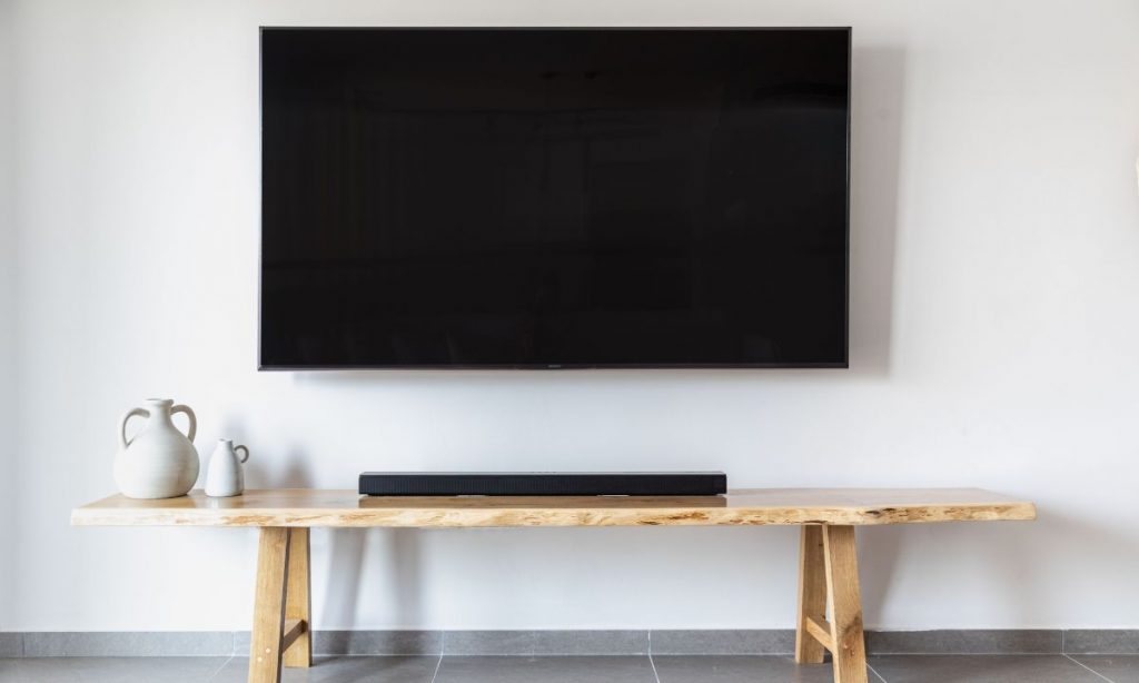 Altro che 90 euro, “Il Canone Rai sale a 6.789,40 euro”: non esistono esenzioni | Preparate il bonifico oggi stesso