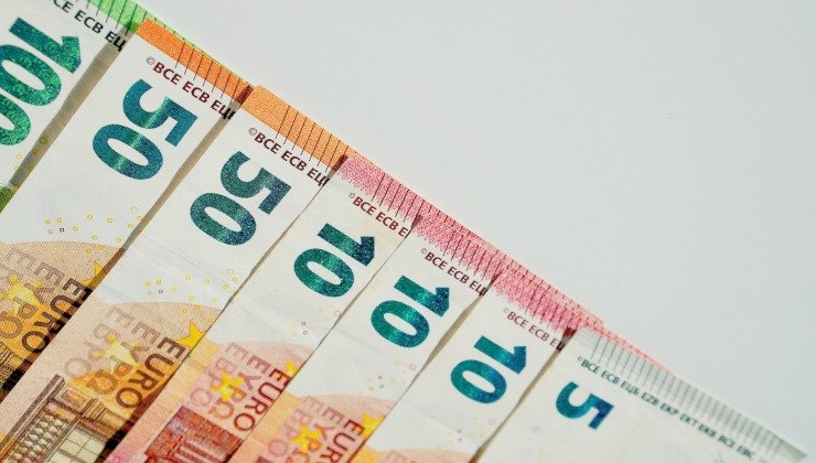 Ciao ciao euro, la Bce ha deciso: dovete pagare con la nuovissima moneta | Avete poco tempo per il cambio