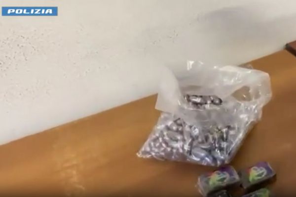 Droga nascosta nel garage: arrestato 57enne a Catania