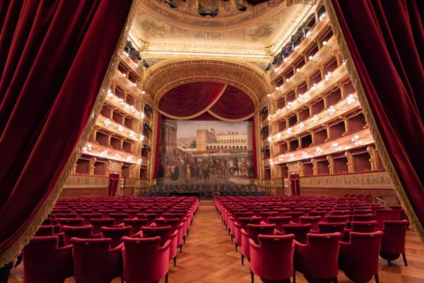 Revocato lo sciopero per l’inaugurazione della stagione lirica del Teatro Massimo di Palermo