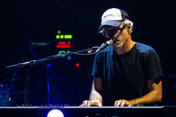 Niccolò Fabi live a Catania (07/11) e Palermo (08/11) con il tour teatrale e il nuovo album “Libertà negli occhi”