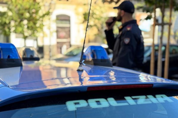 Posto di blocco, offrono 30mila euro ai poliziotti per lasciarli andare