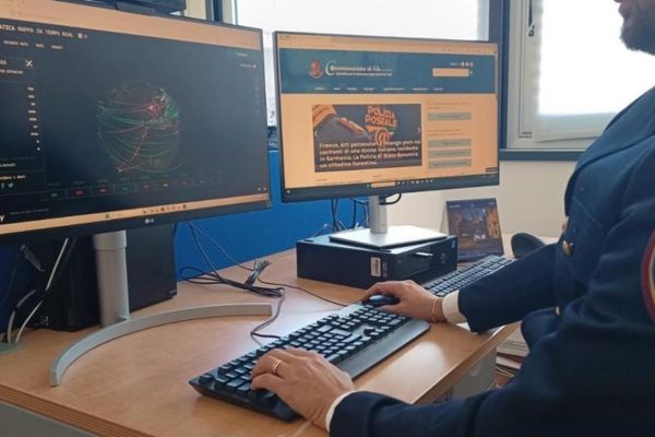 Catania, Polizia interviene contro acrobazie pericolose in moto sui social network