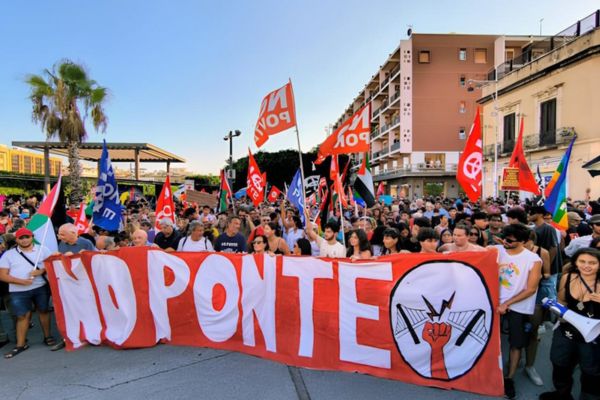 Corteo “No Ponte”, sabato a Messina attesi anche Schlein e Bonelli