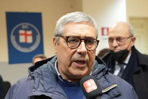 Inchiesta su Totò Cuffaro: appalti e concorsi truccati, tra gli indagati anche un carabiniere