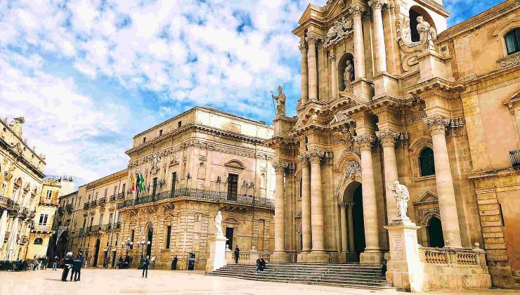 “Ultim’ora, “Grecia spostata in Sicilia”: stanno arrivando da tutto il mondo per visitarla