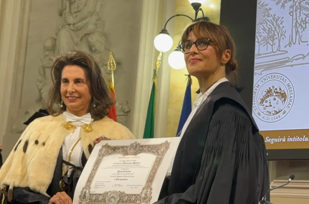 Paola Cortellesi riceve la Laurea honoris causa in Giurisprudenza dall’Università di Messina