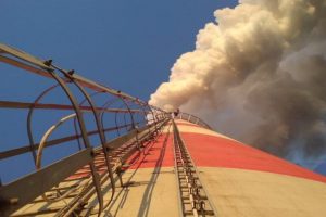 Allerta: l’aumento dei rifiuti bruciati come combustibile minaccia salute e ambiente.