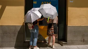 Spagna istituisce rete di rifugi climatici per affrontare le ondate di caldo sempre più frequenti.