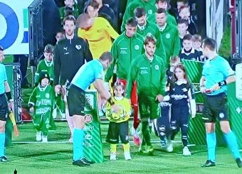   Al Partenio-Lombardi, il Palermo strappa un punto prezioso ma lascia un pizzico di rammarico: il...