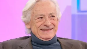 Dagli inizi a Catania al successo con Tornatore, passando per il Bagaglino e il coraggio del coming...