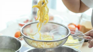 Maccheroncini di Campofilone, tradizione sottile, preziosa e versatile, tra brodi e frittate golose...