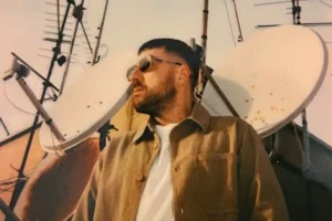 Dopo il successo dei concerti nei palazzetti con oltre 70.000 biglietti venduti e numerose date sold...