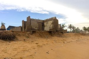 Africa occidentale e centrale combattono l’erosione costiera con soluzioni innovative e sostenibili.