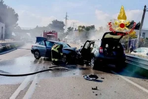 Grave incidente stradale lungo la statale 624 Palermo–Sciacca, a pochi metri dal cavalcavia di viale...
