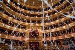 Il Teatro Massimo di Palermo saluta il vecchio anno e accoglie il 2026 con un ricco calendario di...