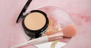 Le 7 polveri compatte top per un trucco perfetto e duraturo.