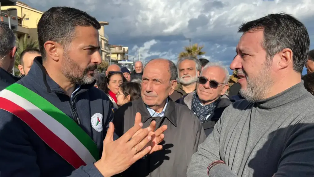 Ciclone Harry, Schifani con Salvini a Furci Siculo: “Nessun euro sarà tolto alla Sicilia”