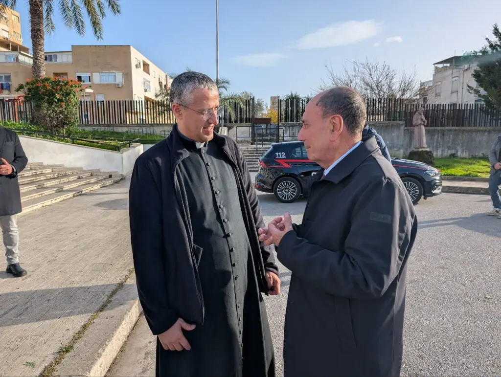 Intimidazioni alla chiesa dello Zen, Schifani : “Potenzieremo la videosorveglianza”