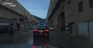 Banda dei kalashnikov, blitz allo Zen di Palermo: fermate 22 persone
