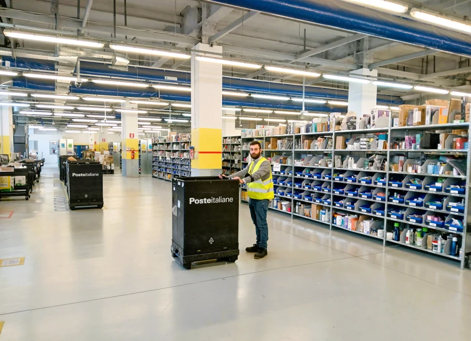 Poste Italiane lancia in Sicilia la consegna in giornata: nasce il primo hub micro-fulfillment