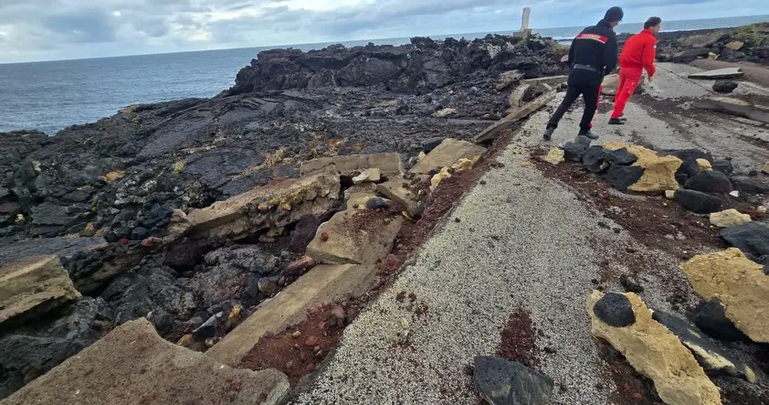 Nuova frana a Niscemi: evacuate 500 persone, strade chiuse e scatta l’emergenza