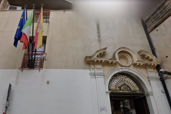 A scuola al gelo, la protesta degli studenti del Regina Margherita di Palermo