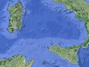 Cavo sottomarino tra Sicilia e Sardegna: isole più vicine e un primato mondiale