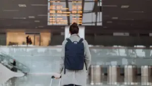 Doppia fuga dalla Sicilia: laureati e anziani seguono figli e nipoti