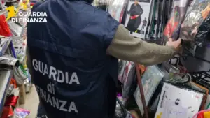 Carnevale sicuro, sequestrati 3mila articoli non a norma nel Nisseno
