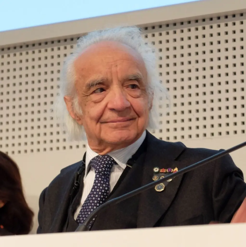 Addio allo scenziato siciliano Antonino Zichichi, gigante della fisica