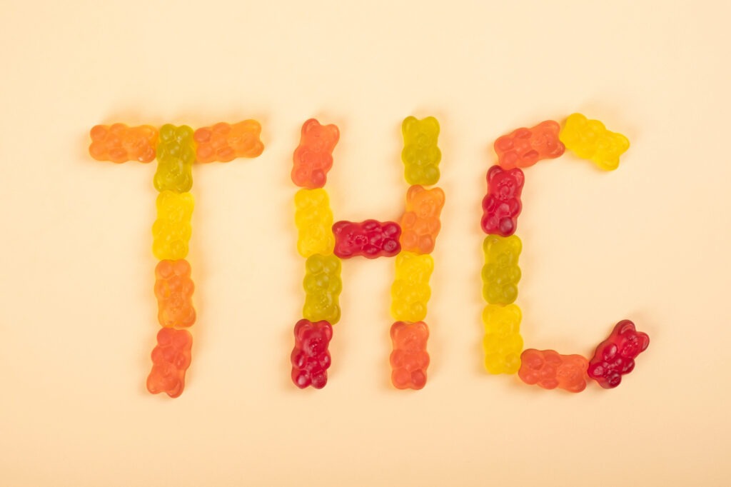 Caramelle gommose al CBD e THC: i rischi di intossicazione, soprattutto per anziani e bambini