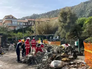 Ciclone Harry, oltre cento volontari a Santa Tecla per sgomberare gli immobili danneggiati