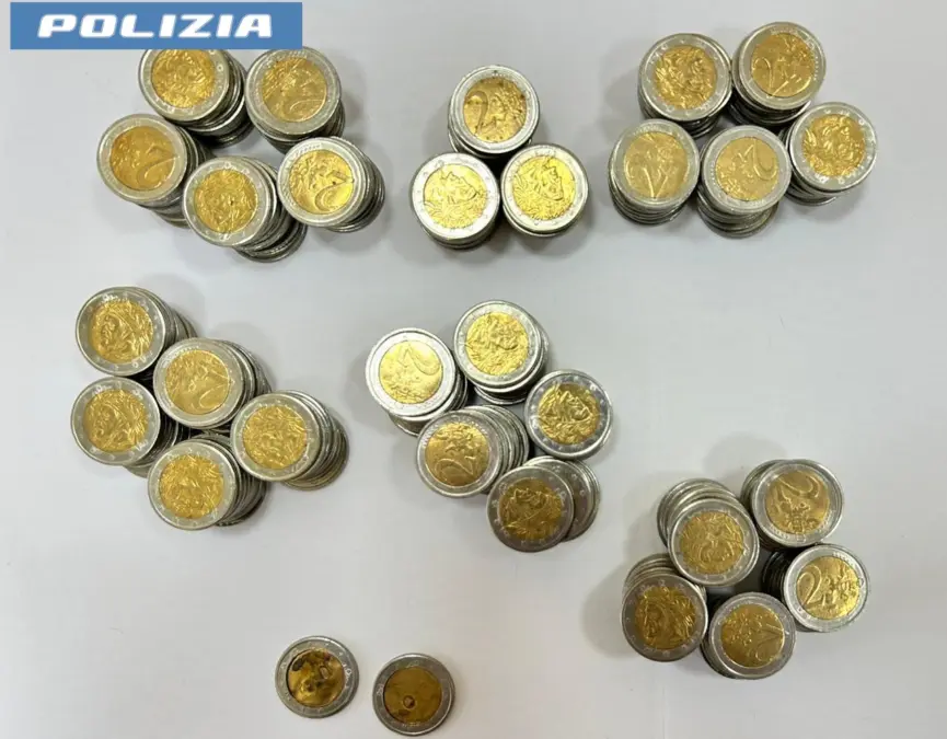 Fa la spesa con 280 monete da 2 euro false: denunciato pluripregiudicato