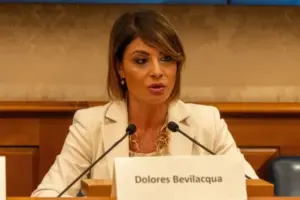 Referendum, Bevilacqua (M5S): “Vittoria ‘no’ avviso messa in mora per Meloni”