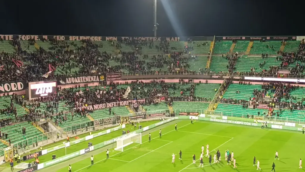 Il Palermo si accende tardi: rimonta e frenata, contro la Juve Stabia finisce 2-2