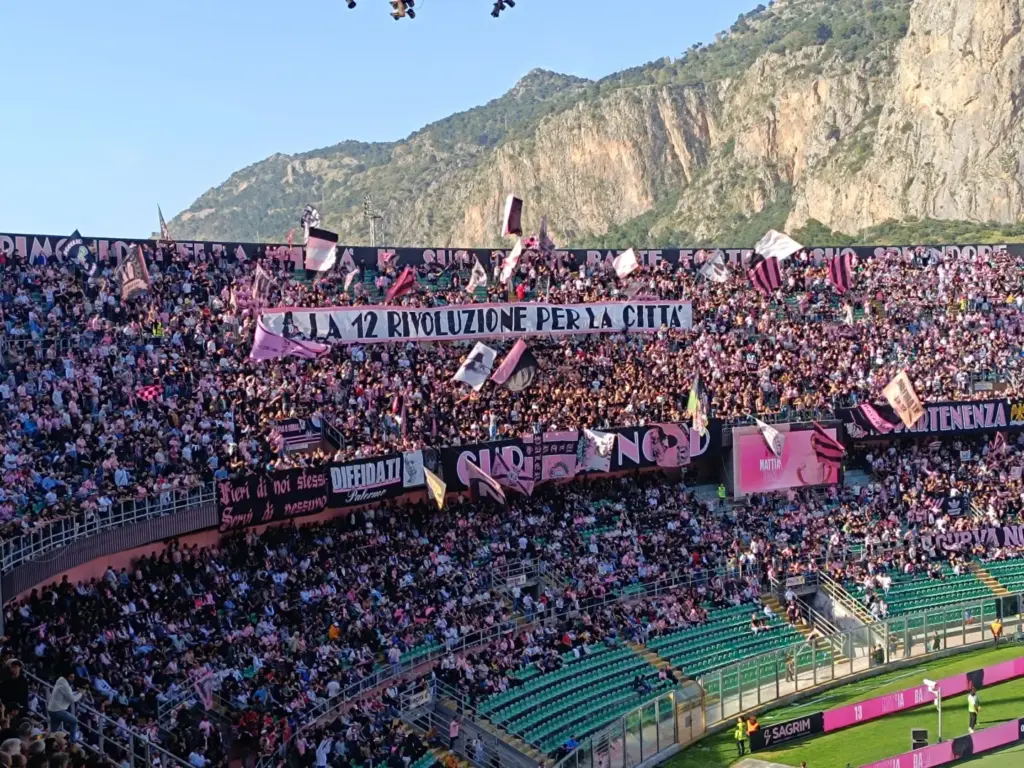 Il Palermo vola con Pohjanpalo: Cesena battuto 2-0 al Barbera