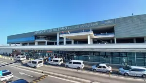 Aeroporto di Palermo, 340 mila passeggeri (+5%) in transito per ponte festività