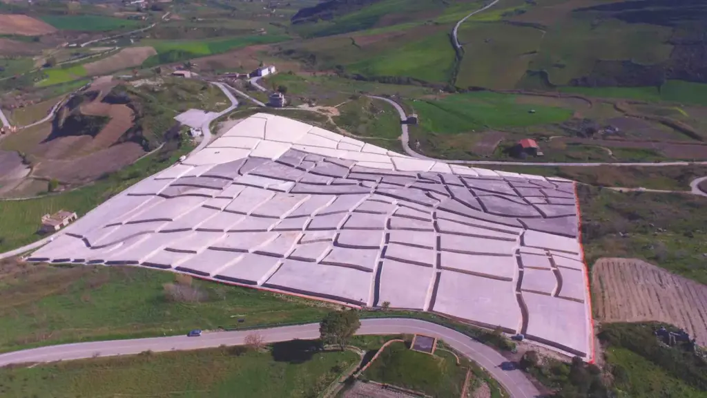 Gibellina Capitale dell’Arte Contemporanea 2026, la “Pompei moderna” raccontata dalla CNN Travel