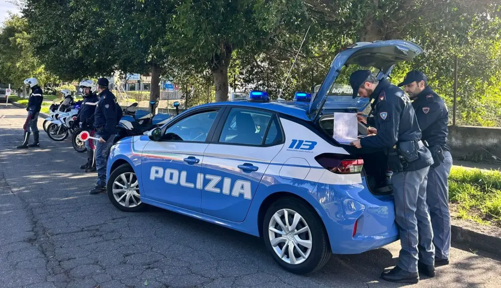 Catania, stretta sui parcheggiatori abusivi: oltre 1300 persone controllate